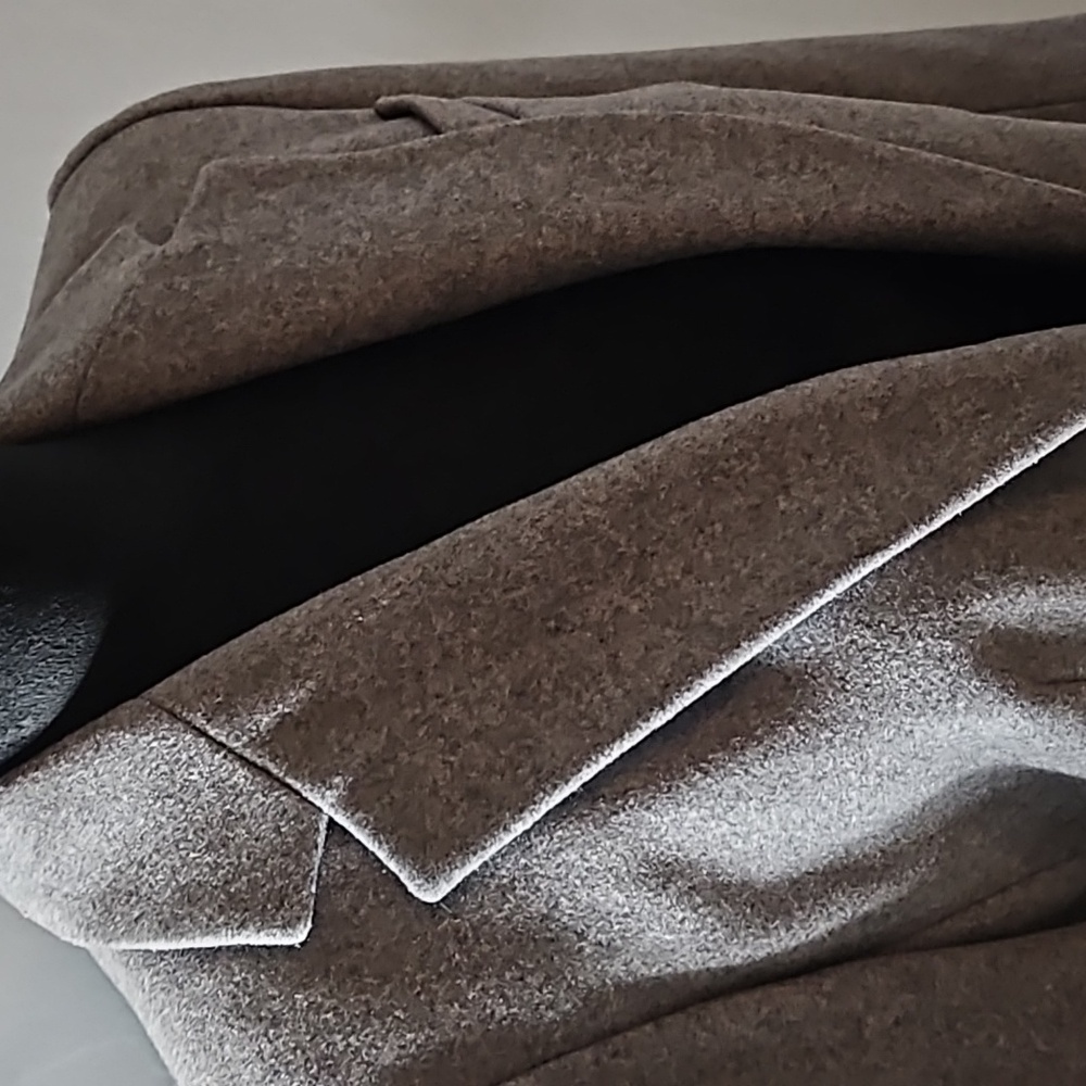 Banana Republic signature peacoat - Picture 2 of 5